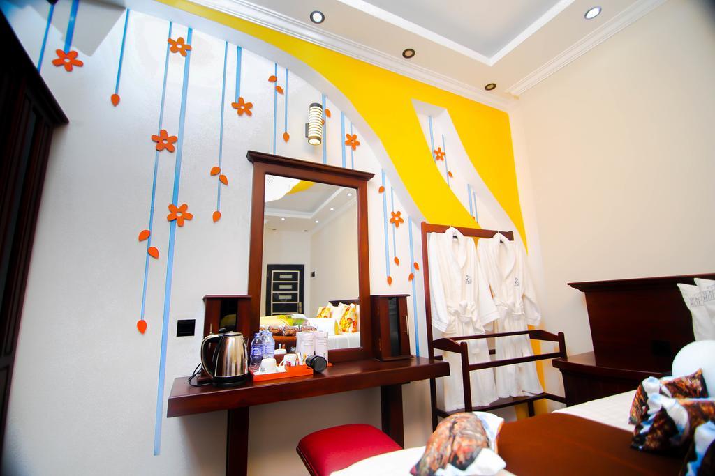 Hotel White House Anuradhapura Dış mekan fotoğraf
