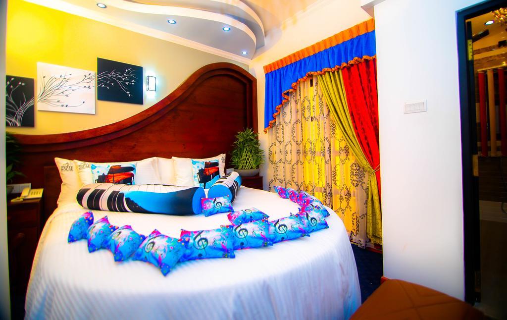 Hotel White House Anuradhapura Dış mekan fotoğraf