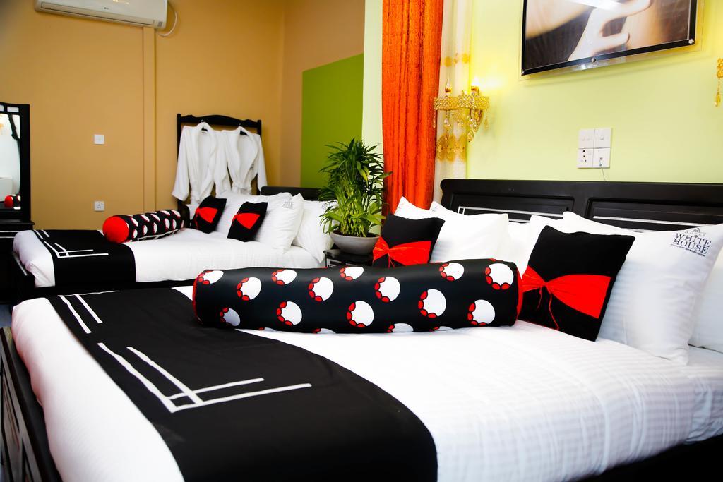 Hotel White House Anuradhapura Dış mekan fotoğraf