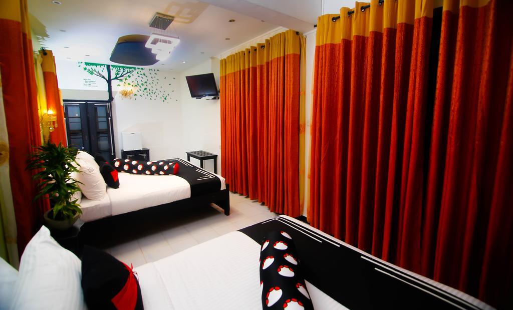 Hotel White House Anuradhapura Dış mekan fotoğraf